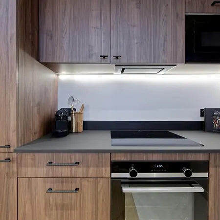 Joli Duplex Pour 2 Proche De L'Arc De Triomphe !
