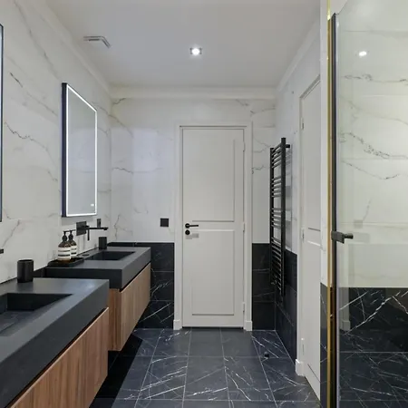 Joli Duplex Pour 2 Proche De L'Arc De Triomphe ! 파리